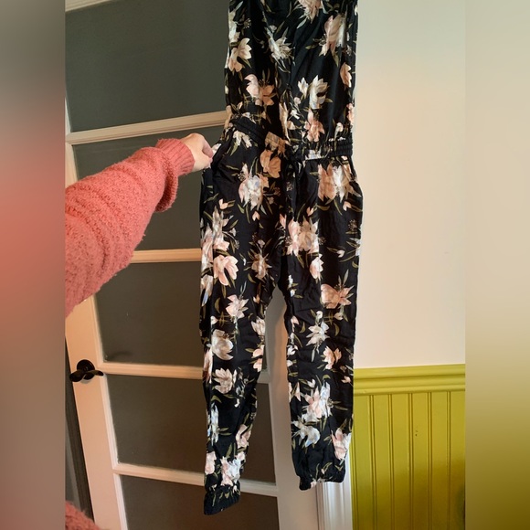 Talula XS jumpsuit - Picture 3 of 5